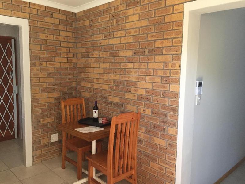 5 Bedroom Property for Sale in Sandbaai Western Cape